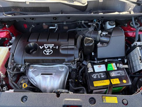 Used 2011 Toyota RAV4 4WD w/ Upgrade Value Pkg image 33