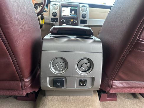 Used 2014 Ford F150 King Ranch w/ King Ranch Luxury Package image 25