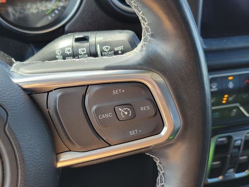 Used 2021 Jeep Wrangler Unlimited Sahara w/ Cold Weather Group image 12