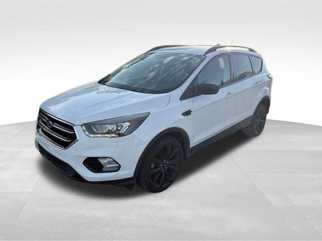 Used 2018 Ford Escape SE w/ SE Sport Appearance Package FWD image 8