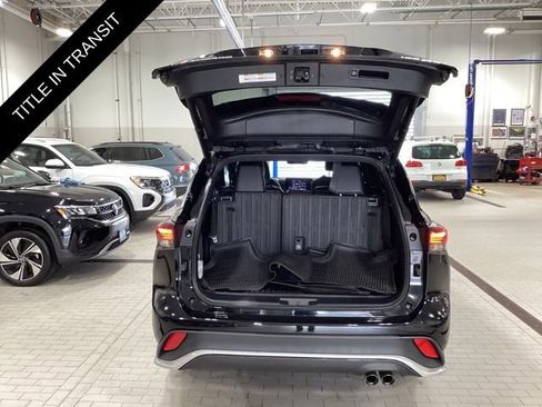 Used 2023 Toyota Highlander XSE AWD/4WD image 15
