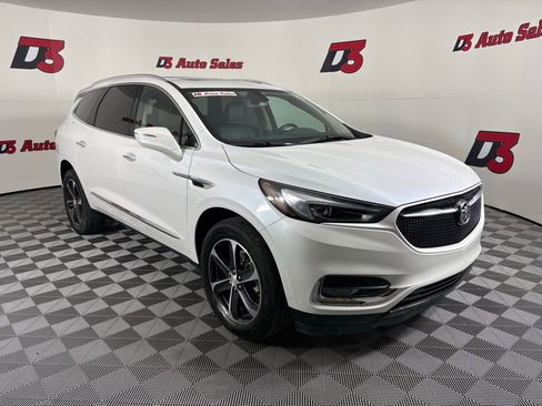 Used 2021 Buick Enclave Essence w/ Sport Touring Edition image 8