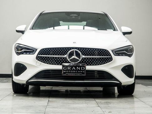 Used 2025 Mercedes-Benz CLA 250 image 7