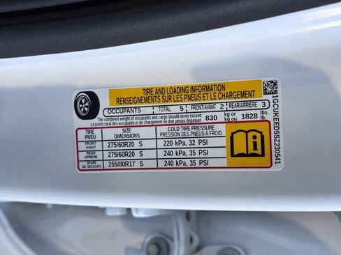 Certified 2025 Chevrolet Silverado 1500 RST AWD/4WD image 5