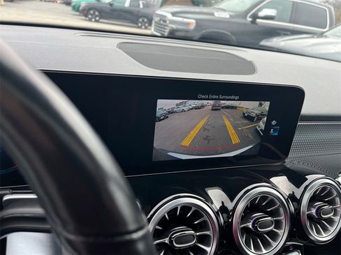 Certified 2022 Mercedes-Benz GLB 250 4MATIC image 24