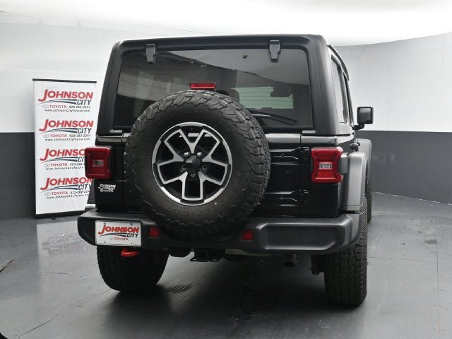 Used 2024 Jeep Wrangler Unlimited Rubicon AWD/4WD image 10