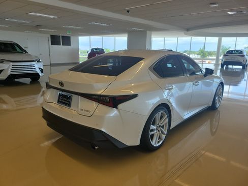 Used 2024 Lexus IS 300 w/ Comfort Package RWD image 8