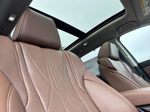 New 2026 Acura MDX w/ Advance Package image 16