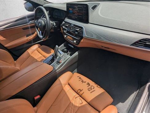 Used 2023 BMW 530i w/ Convenience Package RWD image 21