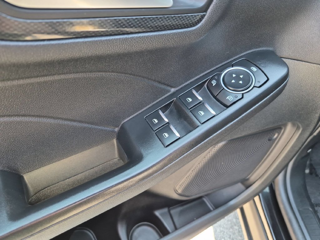Used 2025 Ford Escape ST-Line AWD/4WD image 13