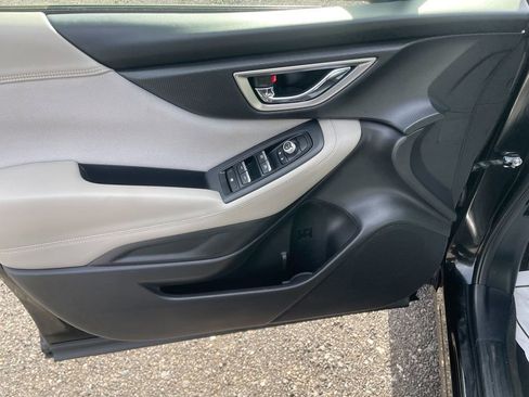 Used 2020 Subaru Forester Premium image 11