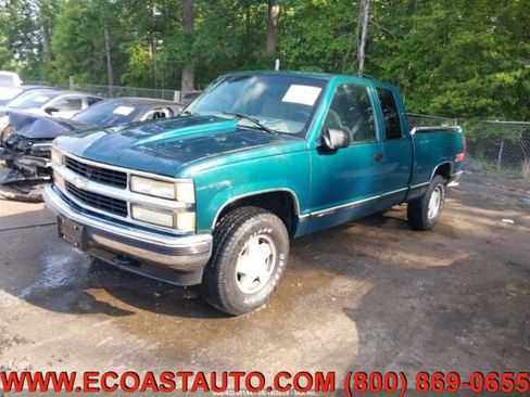 Used 1998 Chevrolet Silverado 1500 4x4 Extended Cab w/ Preferred Equipment Group 2 image 3