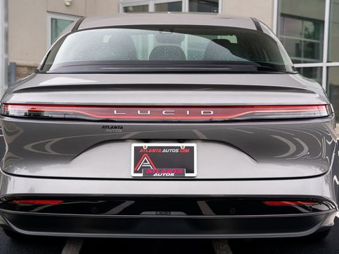 Used 2024 Lucid Air Pure RWD image 17