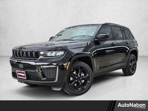 New 2026 Jeep Grand Cherokee Limited RWD image 1