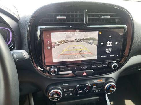 Certified 2025 Kia Soul GT-Line w/ GT-Line Technology Package FWD image 17