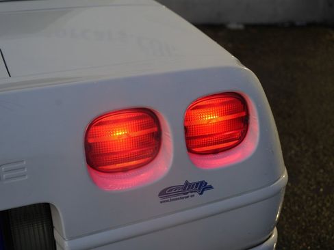 Used 1992 Chevrolet Corvette Convertible image 48