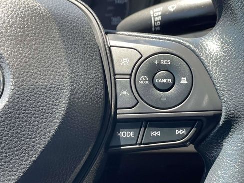 Used 2025 Toyota Corolla LE w/ LE Premium Package FWD image 23