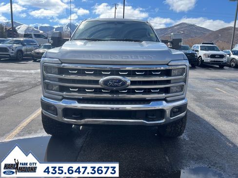 Used 2023 Ford F350 Lariat w/ Camper Package image 2