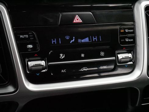 Used 2023 Kia Sorento X-Line EX image 23