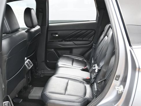 Used 2022 Mitsubishi Outlander SEL AWD/4WD image 32