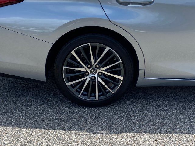 Certified 2024 Lexus ES 350 w/ Premium Package FWD image 10