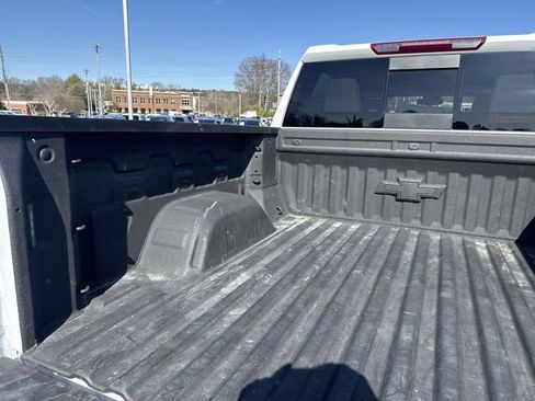 Used 2025 Chevrolet Silverado 1500 LT Trail Boss w/ Convenience Package II AWD/4WD image 28