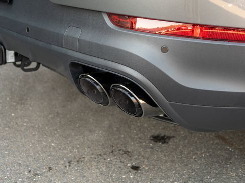 New 2026 Porsche Cayenne image 43