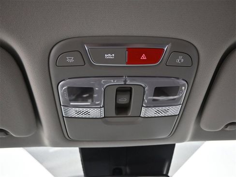 New 2025 Kia Telluride S image 36