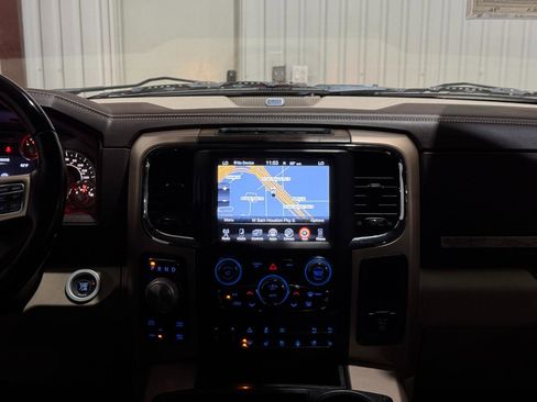 Used 2015 RAM 1500 Laramie Longhorn w/ Convenience Group AWD/4WD image 21