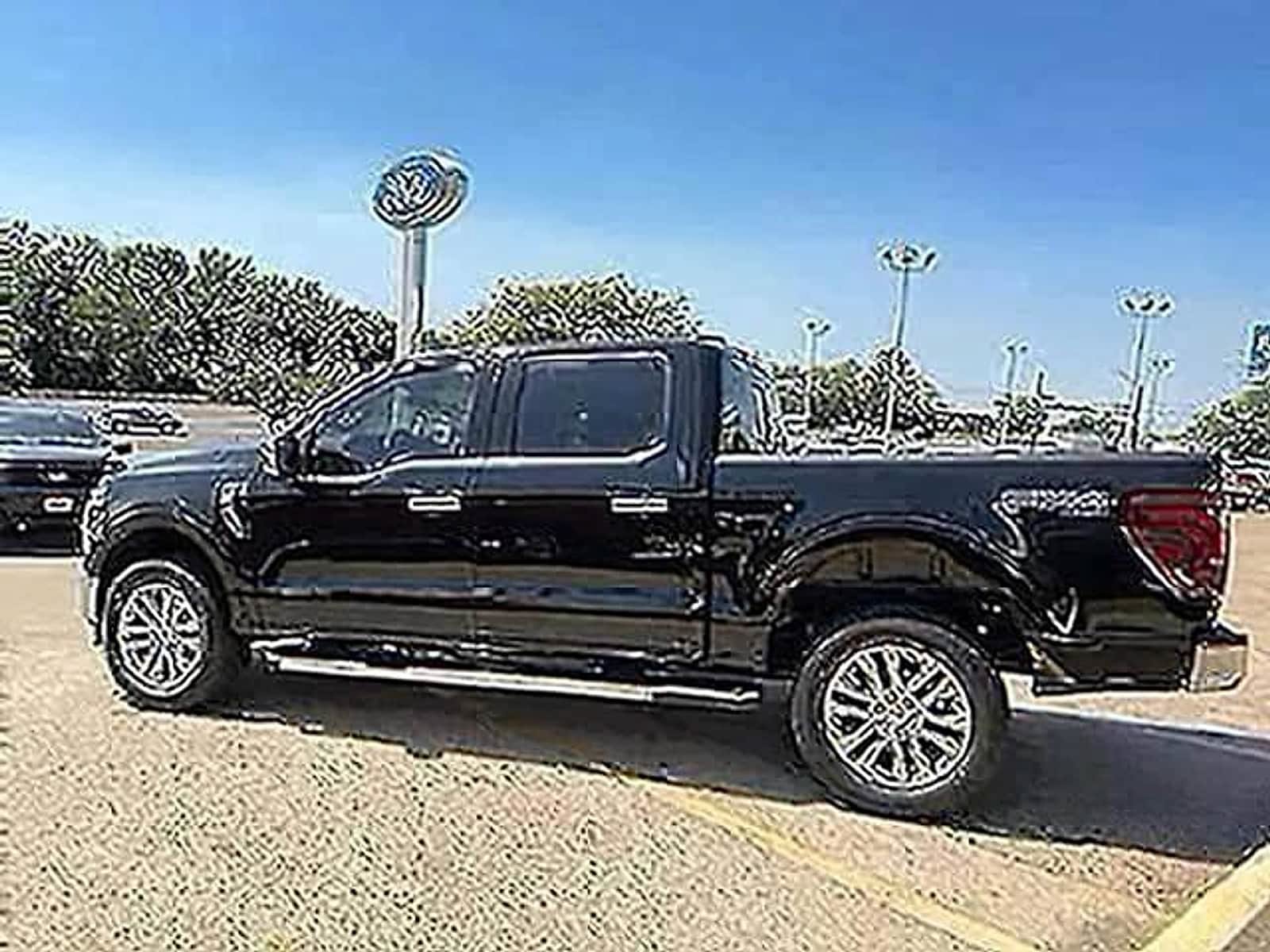 Used 2025 Ford F150 Lariat w/ Equipment Group 502A High AWD/4WD image 5