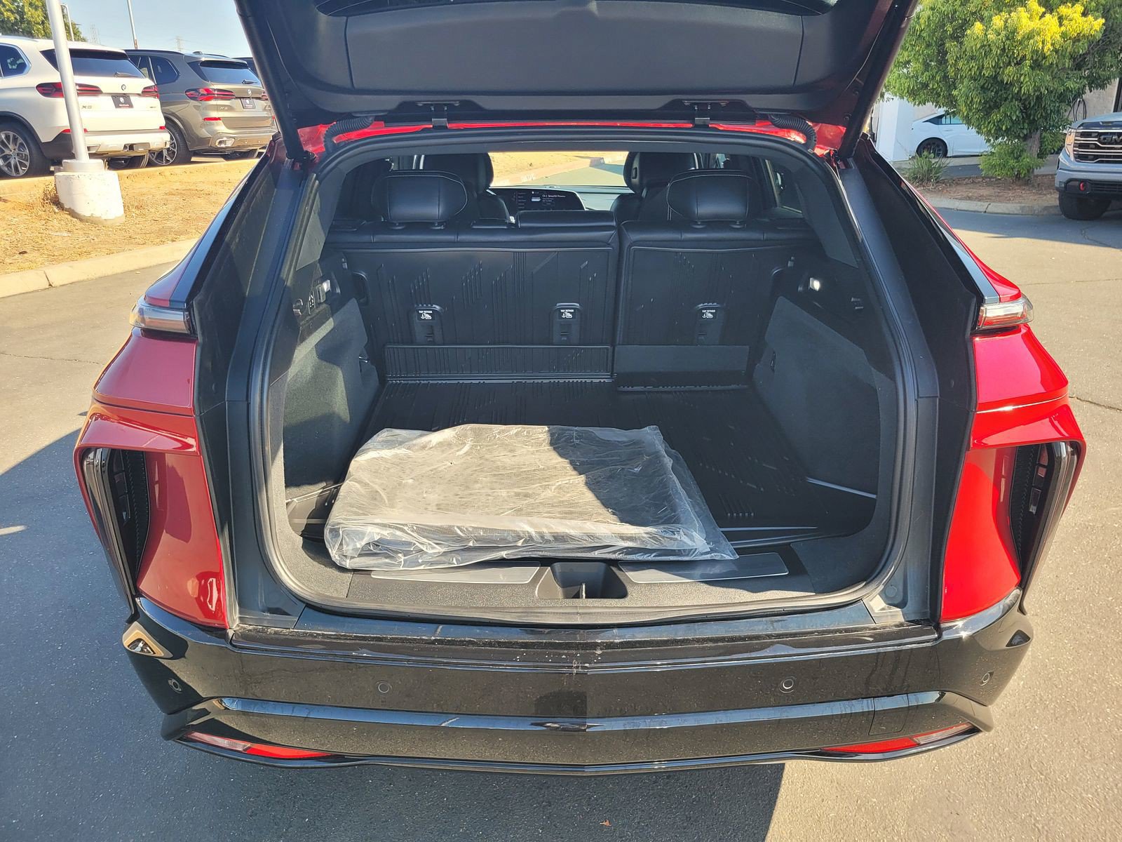 Certified 2024 Cadillac Lyriq Sport AWD/4WD image 7