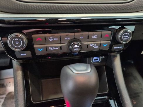 New 2026 Jeep Compass Trailhawk w/ Trailer Tow Group image 21