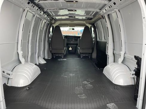 New 2025 Chevrolet Express 3500 w/ Driver Convenience Package image 2