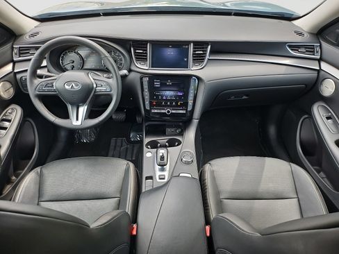 Used 2023 INFINITI QX50 Luxe FWD image 16