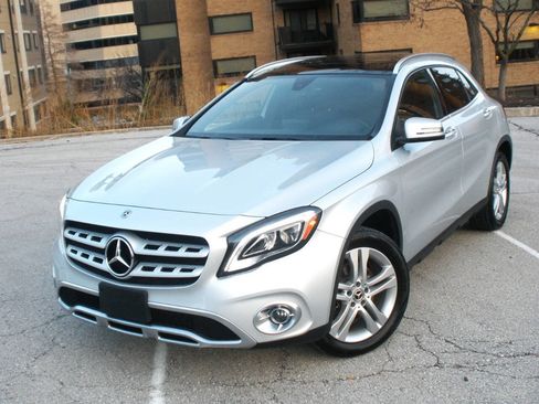 Used 2019 Mercedes-Benz GLA 250 4MATIC image 1