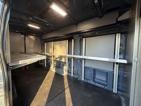 Used 2020 Ford Transit 250 148 High Roof Extended RWD image 24
