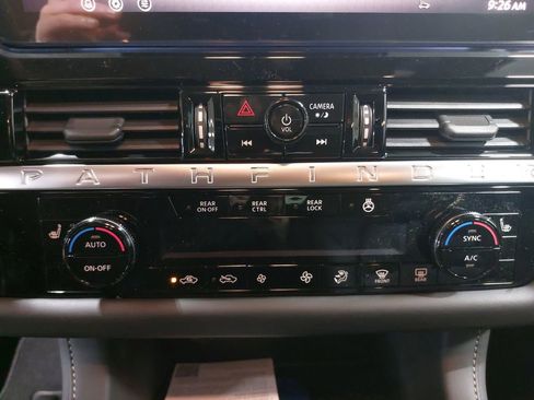 New 2026 Nissan Pathfinder SL AWD/4WD image 21