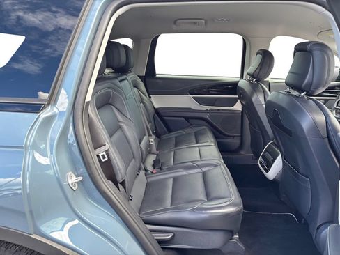 Certified 2025 Lincoln Nautilus Premier AWD/4WD image 23