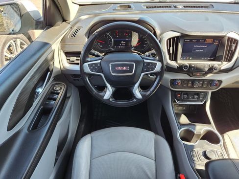 Used 2020 GMC Terrain SLT image 16