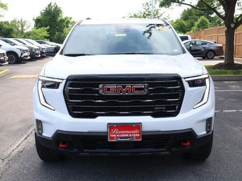 Used 2025 GMC Acadia AT4 AWD/4WD image 4