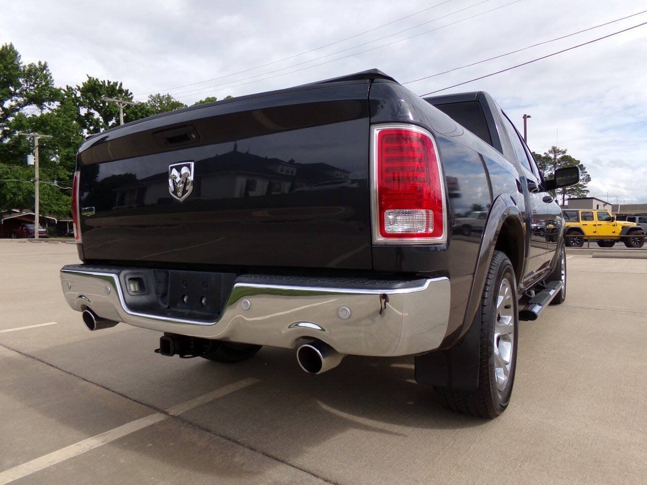 Used 2017 RAM 1500 Laramie w/ Convenience Group RWD image 37