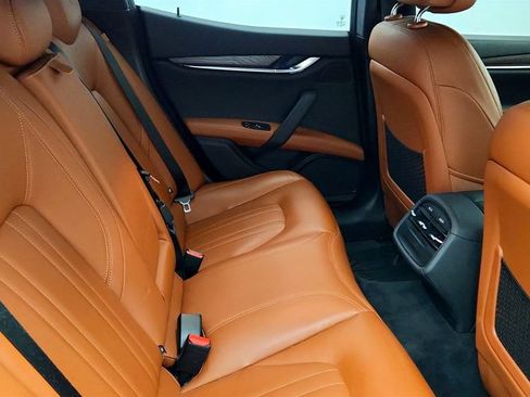 Used 2022 Maserati Ghibli Modena Q4 AWD/4WD image 20