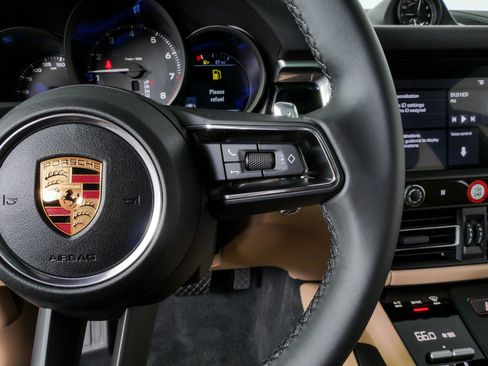 New 2026 Porsche Macan AWD/4WD image 11