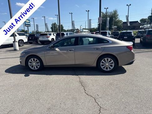 Used 2025 Chevrolet Malibu LT FWD image 6