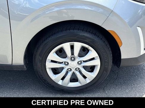 Used 2025 Kia Soul LX FWD image 7