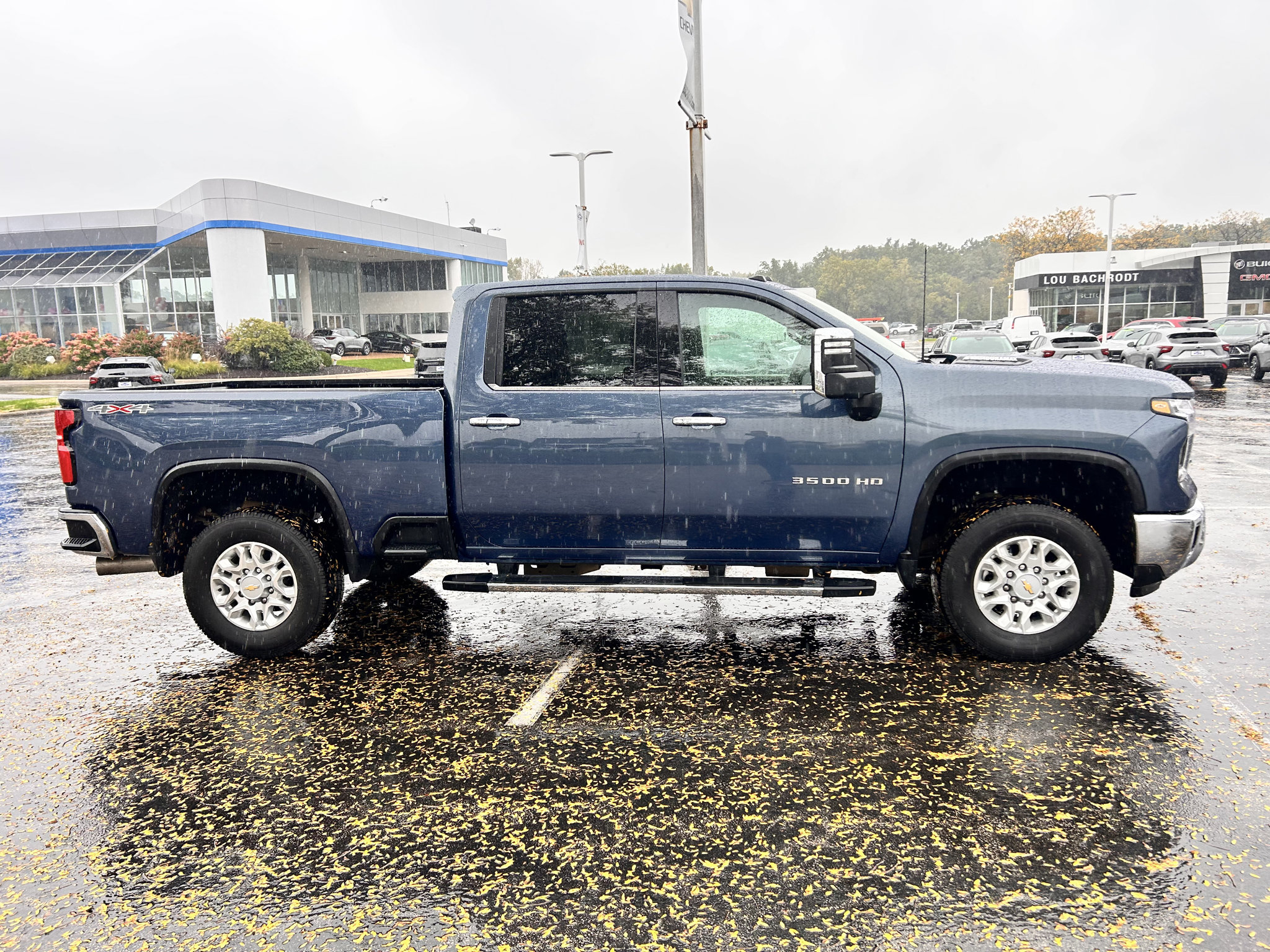 Used 2026 Chevrolet Silverado 3500 LTZ AWD/4WD image 8
