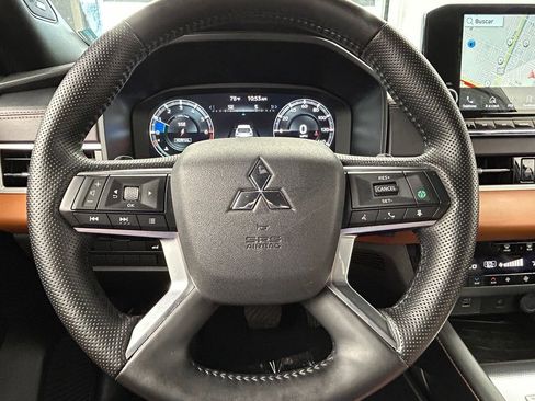 Used 2024 Mitsubishi Outlander SEL AWD/4WD image 35