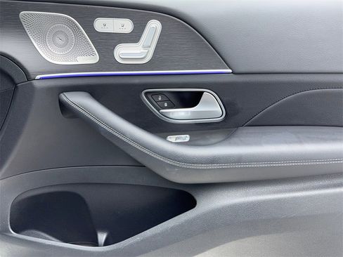 Used 2022 Mercedes-Benz GLE 350 w/ Premium Package image 48