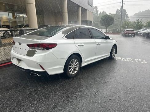 Used 2018 Hyundai Sonata SE FWD image 4