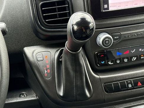 Used 2026 RAM ProMaster 2500 w/ Convenience Group FWD image 27
